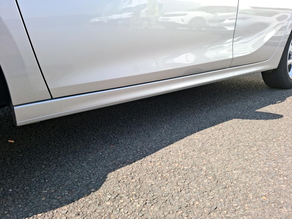 Opel Corsa 1.2 75 ch BVM5 Elegance Business 2022