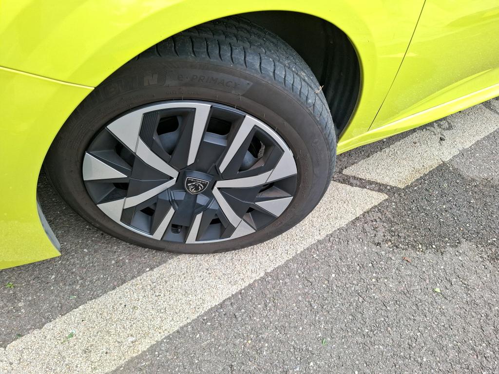 Peugeot 208 100 S&S BVM6 Style 2025