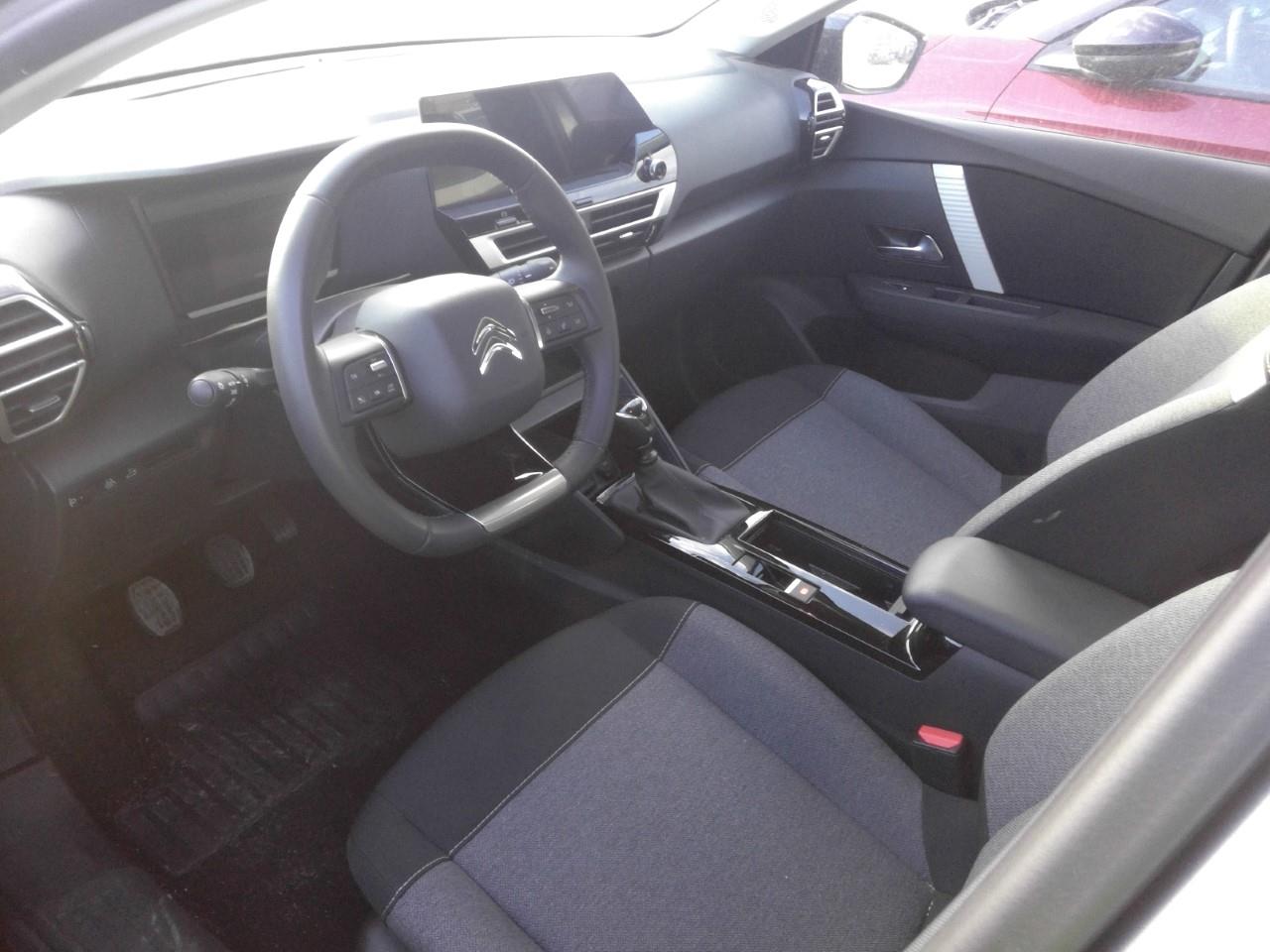 Foto Citroën C4 X 3