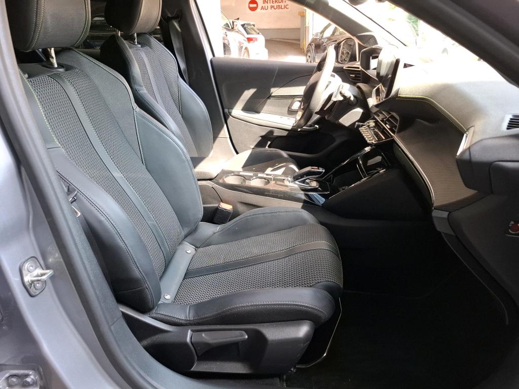 Peugeot 208 PureTech 100 S&S EAT8 GT 2021