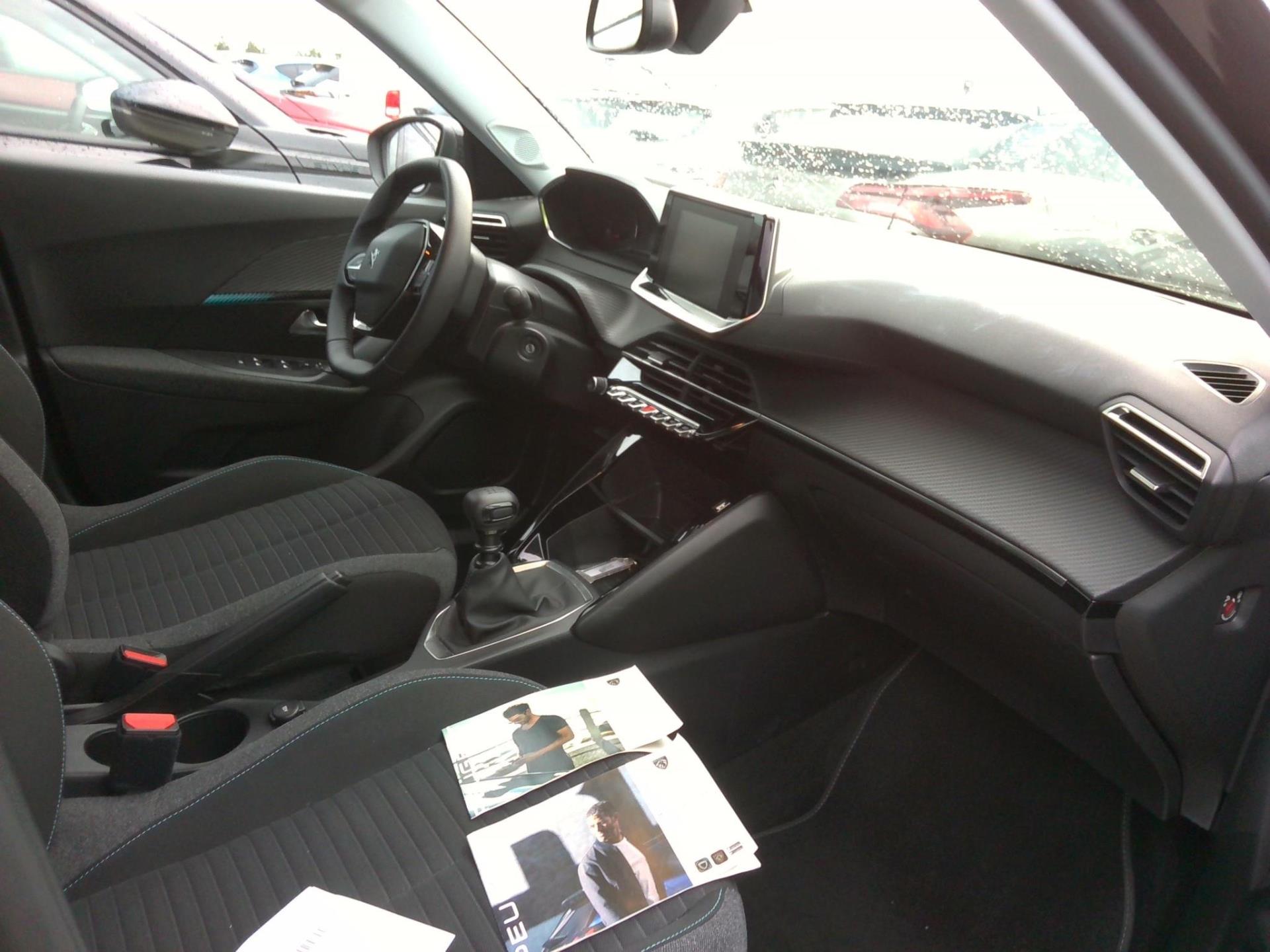 Peugeot 2008 PureTech 130 S&S BVM6 Style 2022