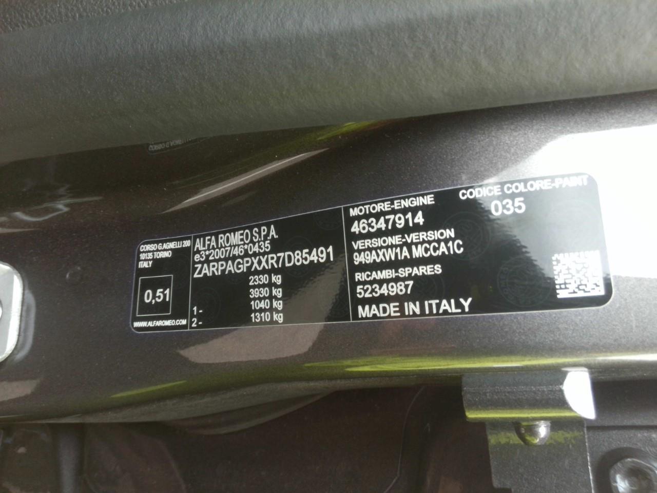 Foto Alfa Romeo Stelvio 3