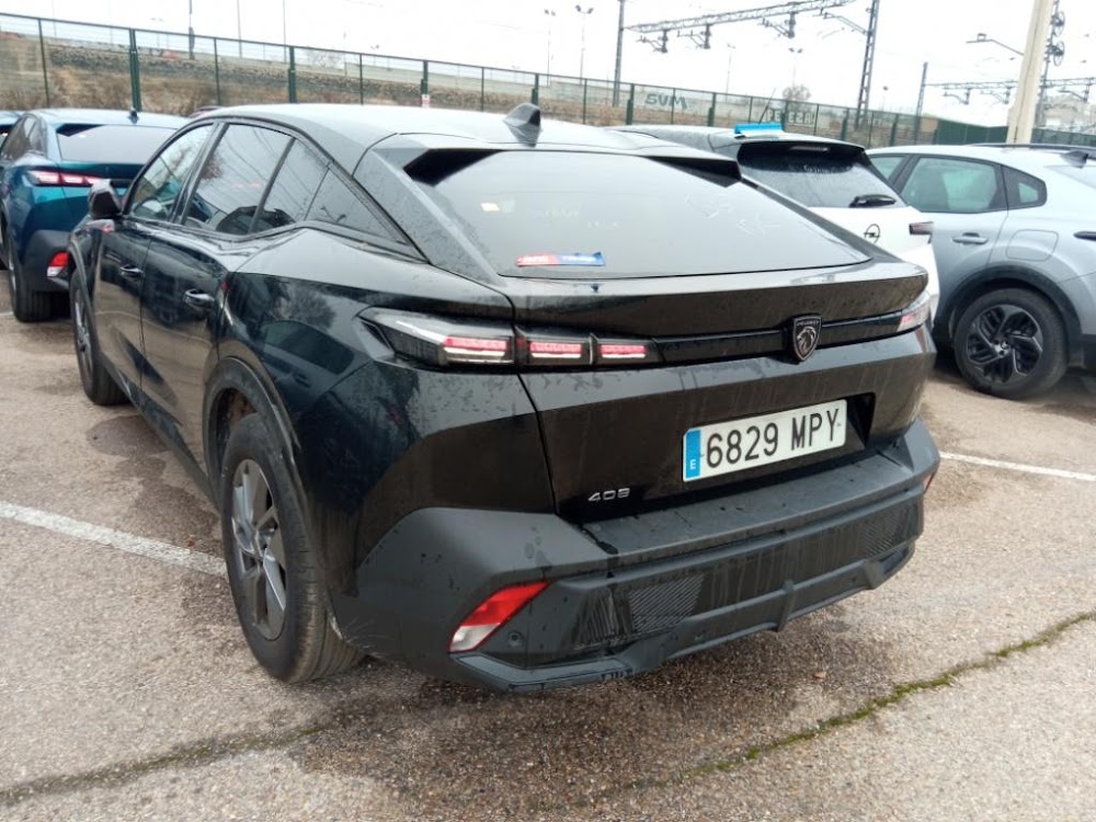 Foto Peugeot 408 10