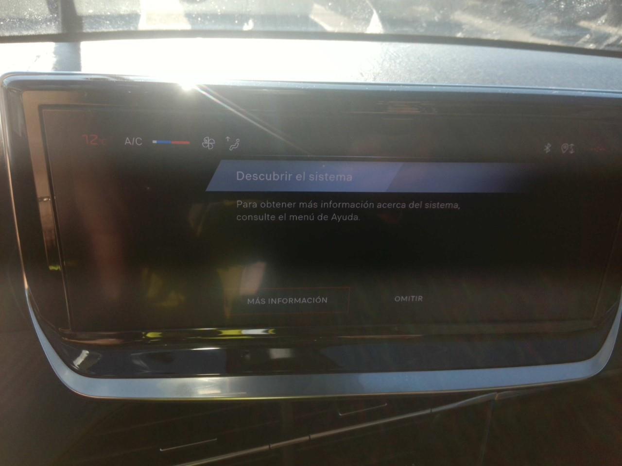 Foto Peugeot 208 16