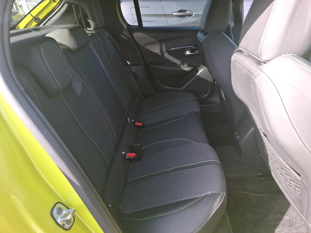 Peugeot 208 Hybrid 100 e-DCS6 GT 2024