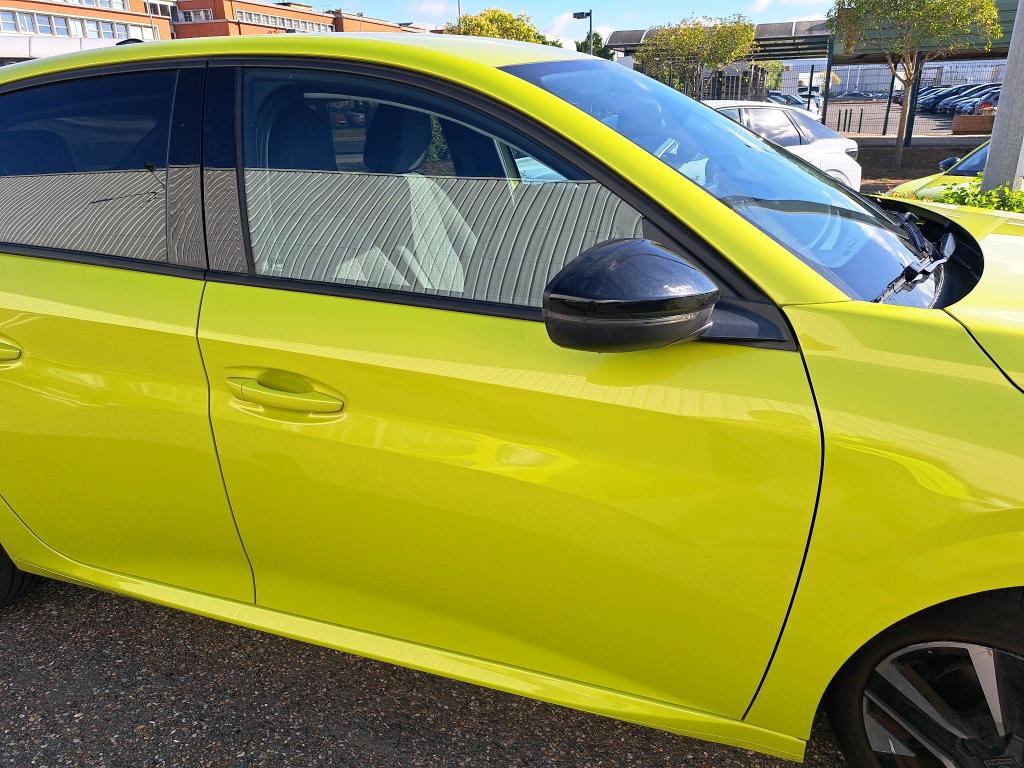 Peugeot 208 Hybrid 100 e-DCS6 Allure 2025