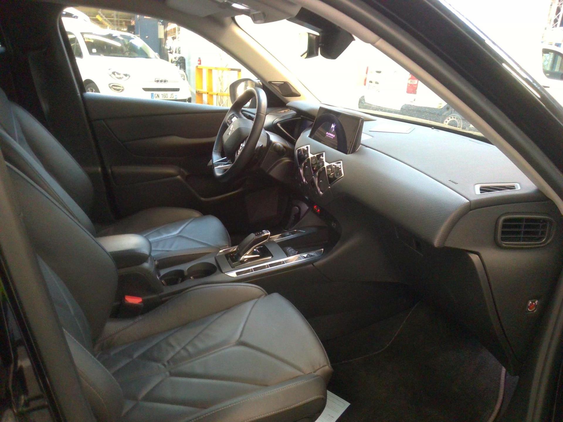 DS DS3 Crossback PureTech 130 EAT8 Rivoli 2023