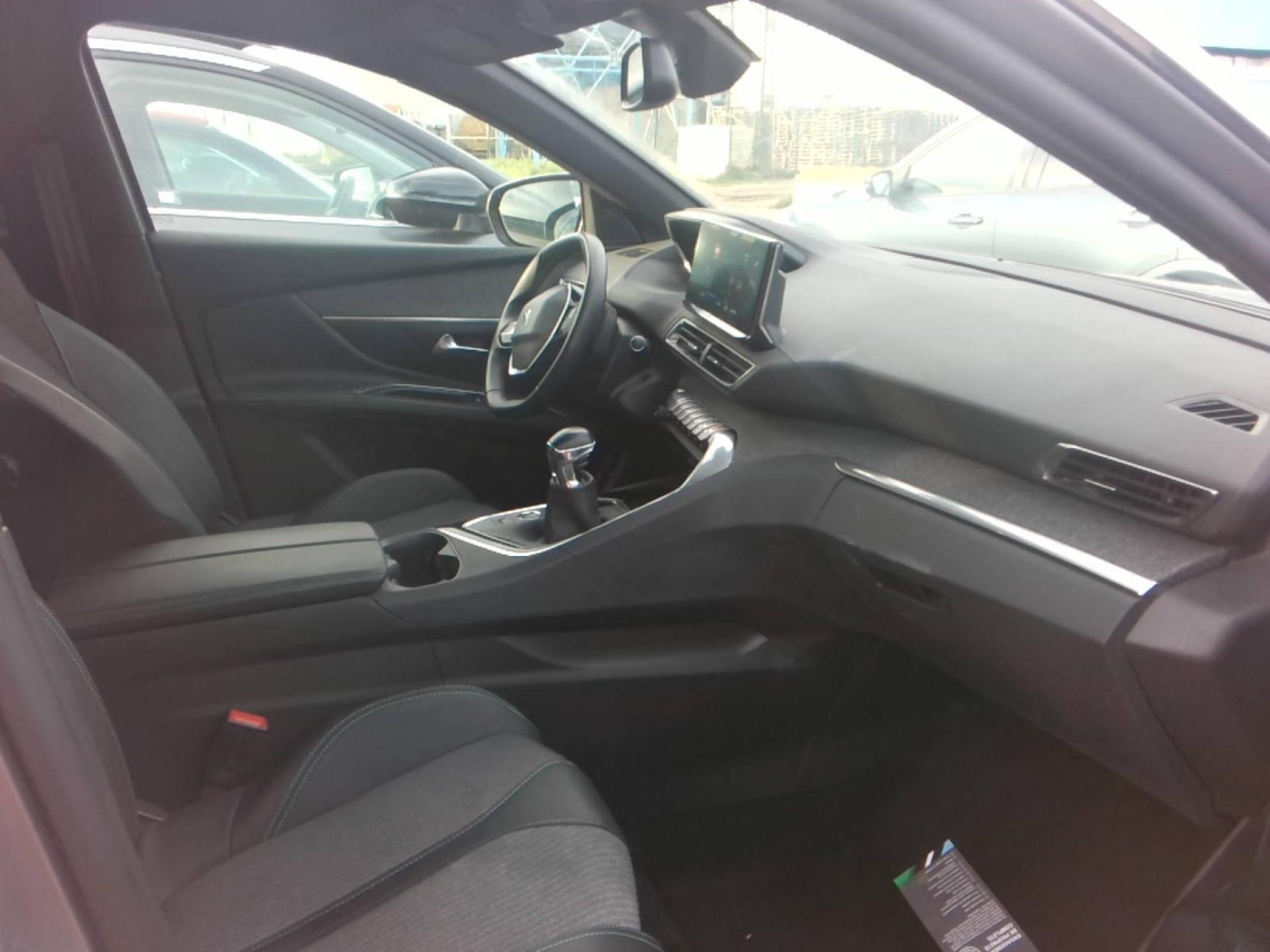 Peugeot 5008 PureTech 130ch S&S BVM6 Allure Pack 2023