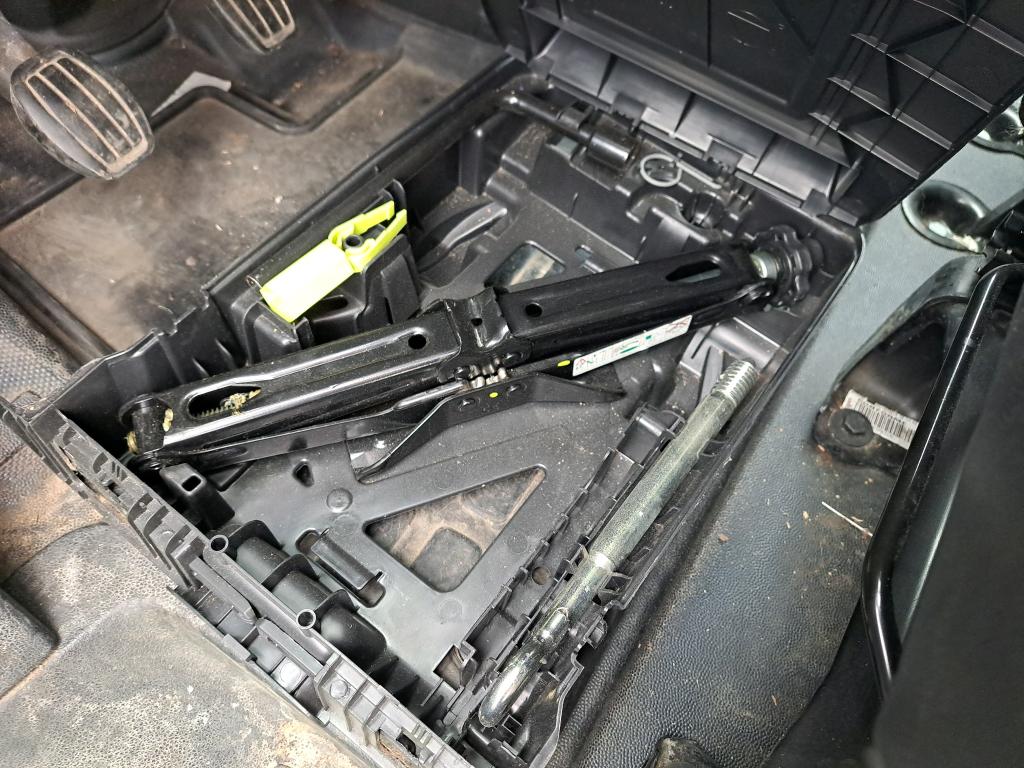 Citroen JUMPY FGN M BLUEHDI 95 BVM5 BUSINESS 2018