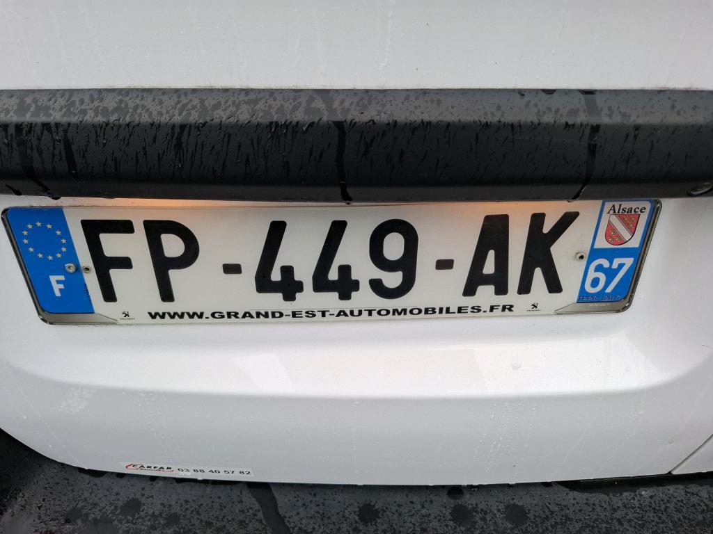 Peugeot EXPERT FGN TOLE STANDARD 2.0 BLUEHDI 120 S&S BVM6 ASPHALT 2020