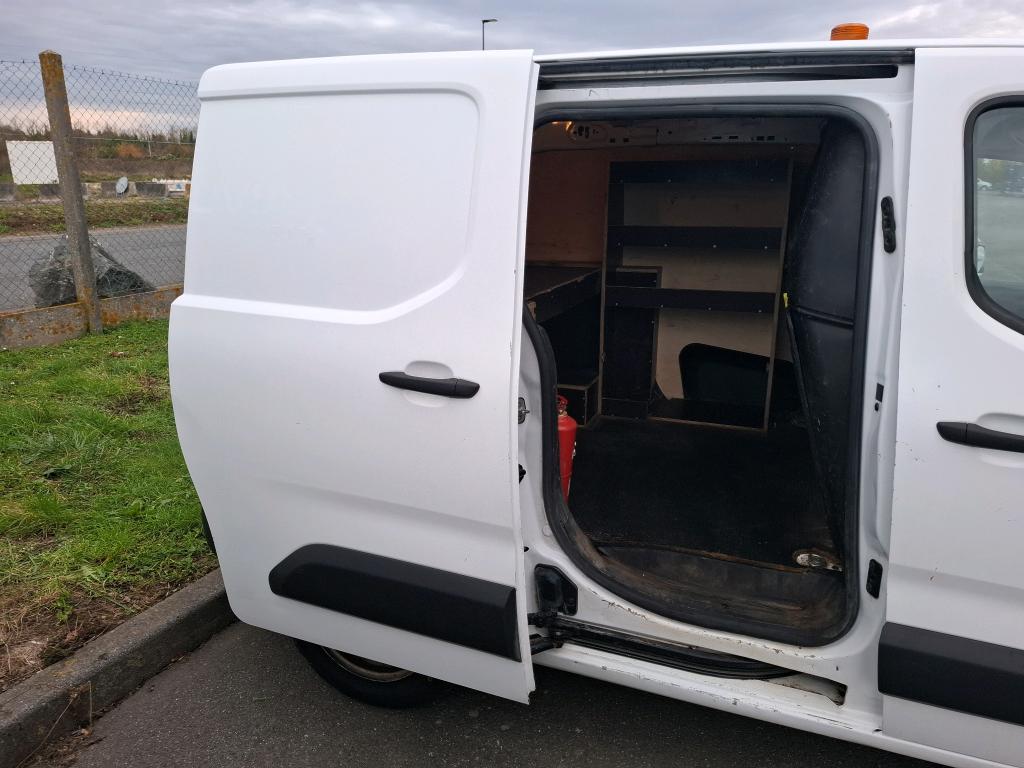 Peugeot PARTNER FOURGON STANDARD 650 KG BLUEHDI 100 S&S BVM5 PREMIUM 2020