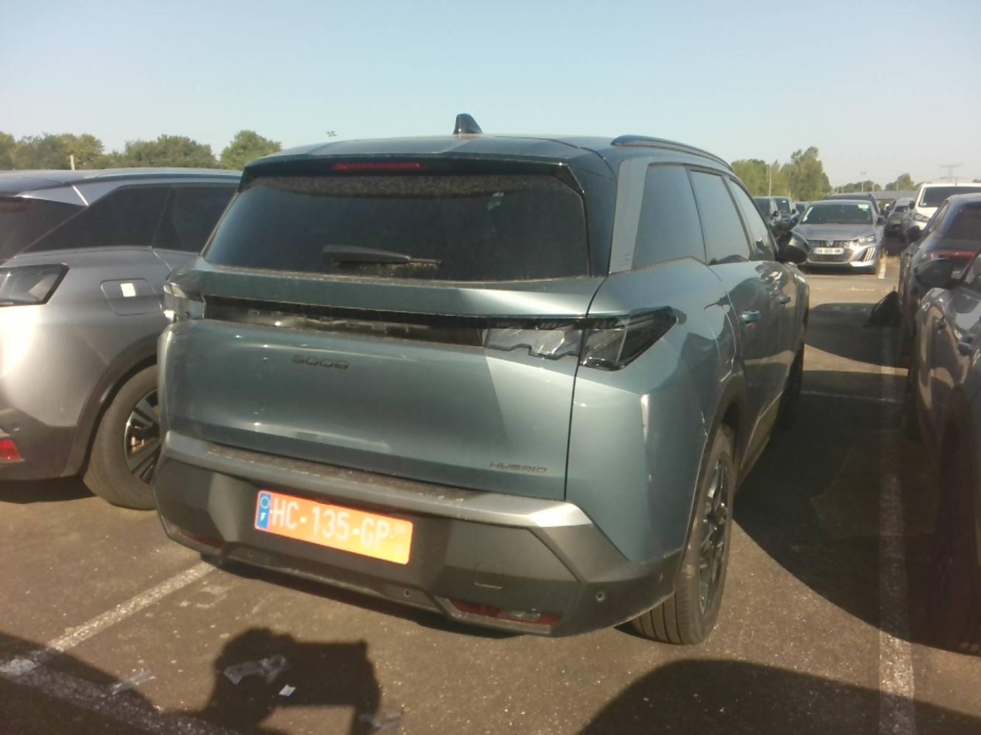 Peugeot 5008 Hybrid 136 e-DCS6 GT 2025