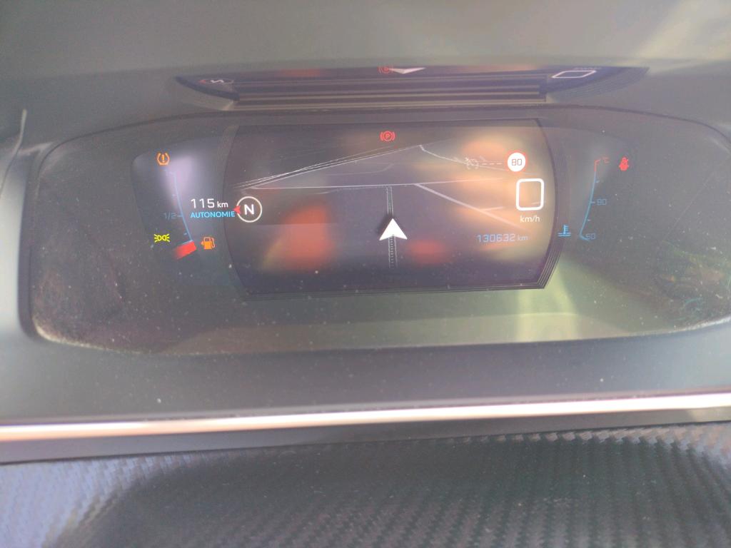 Peugeot 2008 BlueHDi 110 S&S BVM6 Allure Business 2021