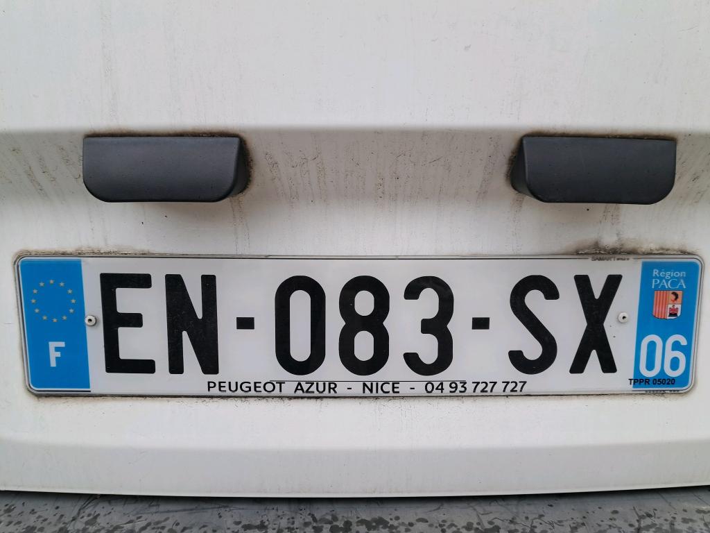 Peugeot PARTNER FOURGON STANDARD 1.6 BLUEHDI 75 BVM5 PREMIUM PACK 2017