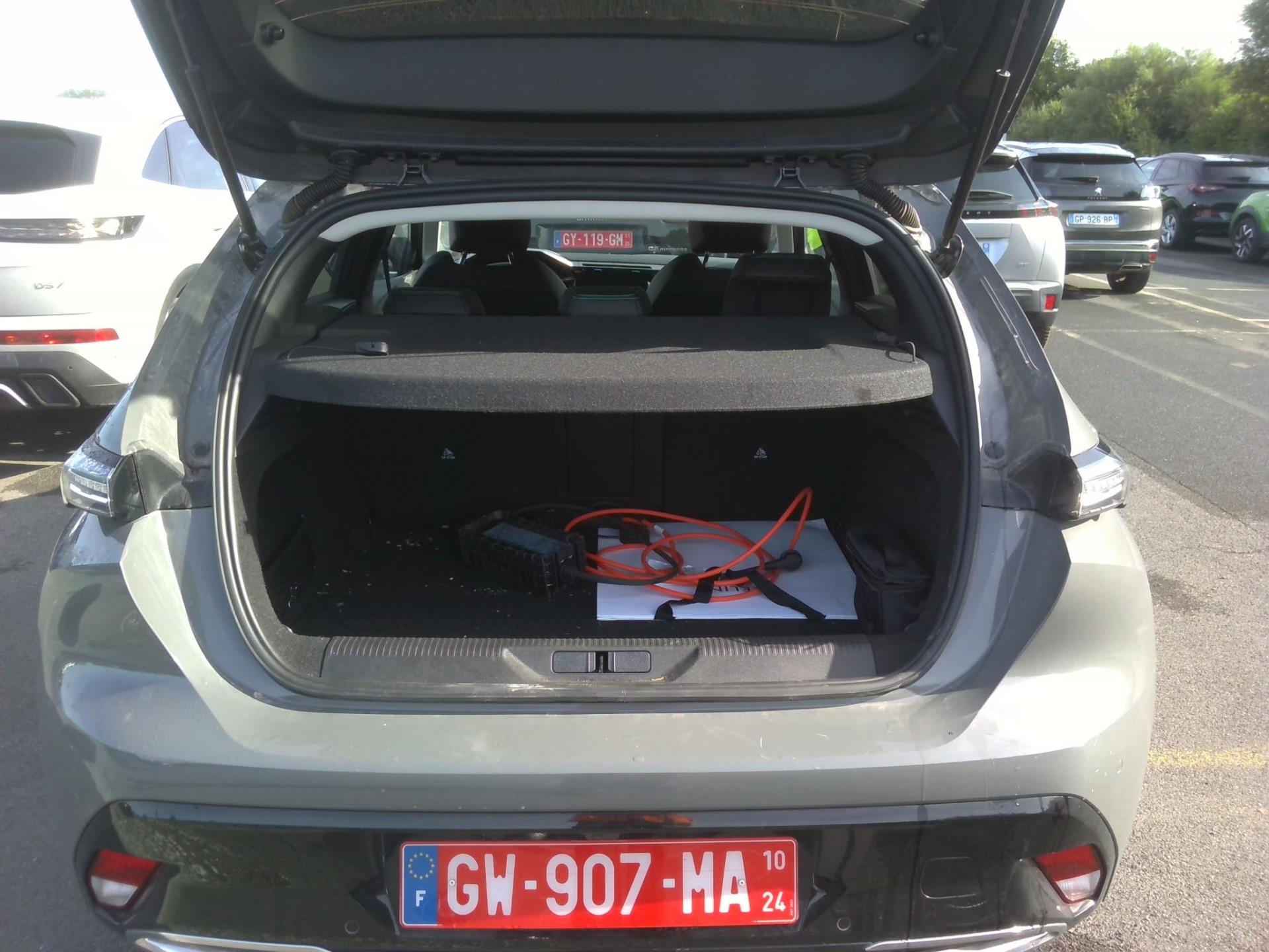 Peugeot 308 PHEV 180 e-EAT8 Allure 2024