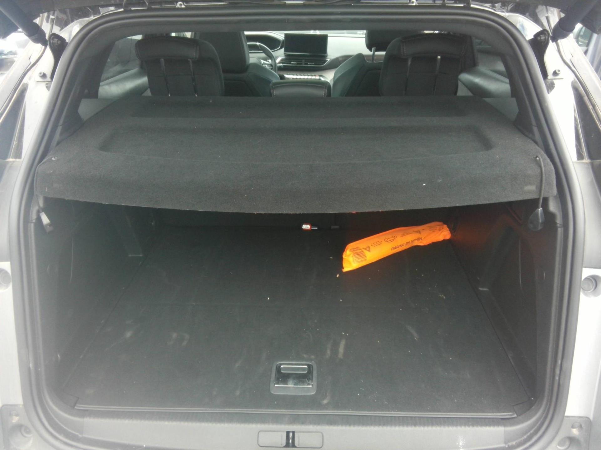 Peugeot 3008 Hybrid 225 e-EAT8 GT 2022