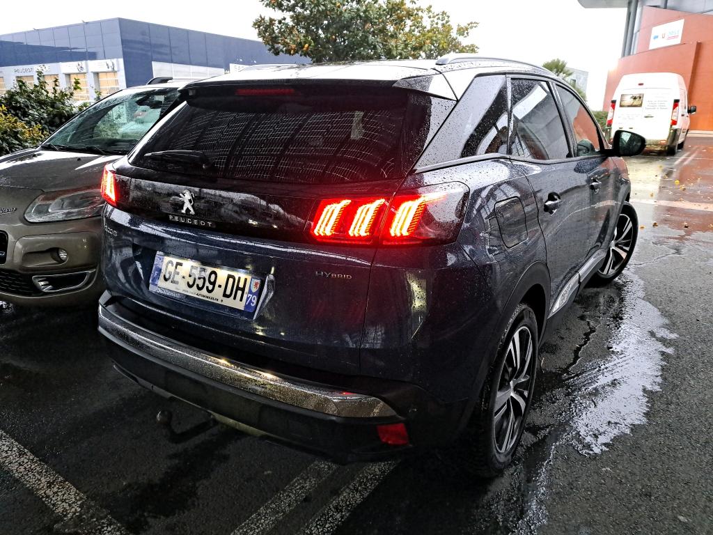 Peugeot 3008 Hybrid 225 e-EAT8 Roadtrip 2022