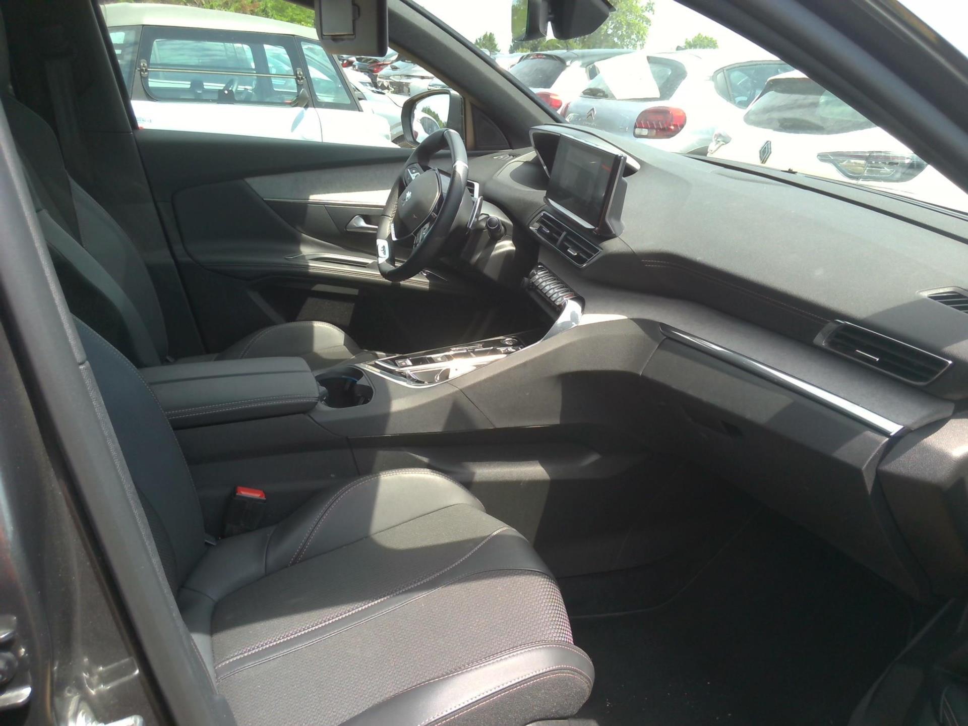 Peugeot 3008 Hybrid4 300 e-EAT8 GT 2023