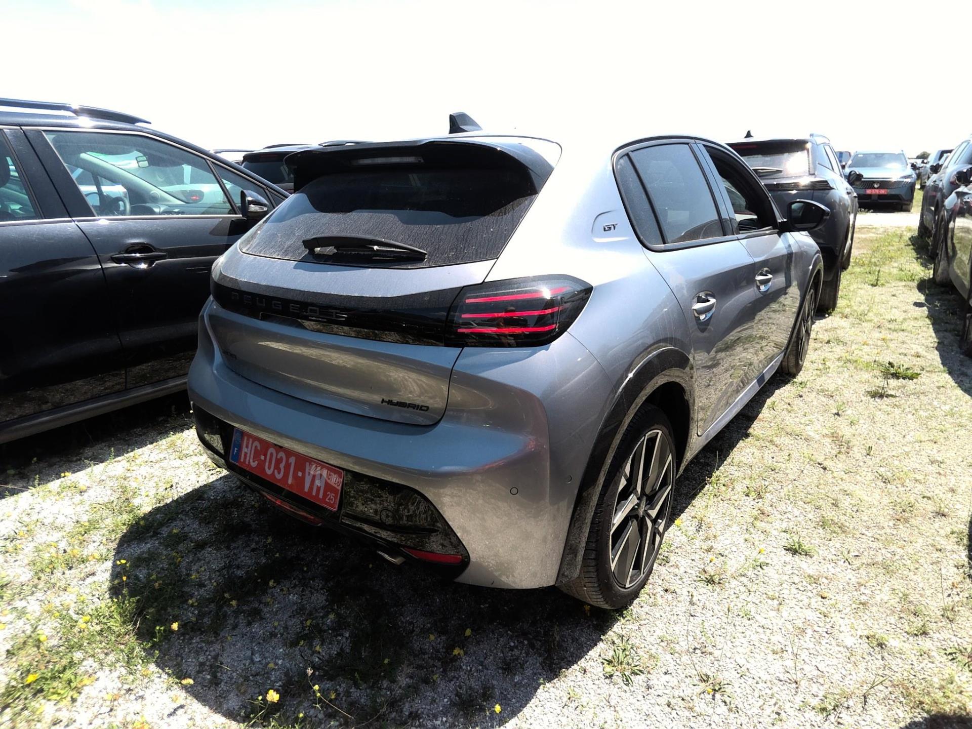 Peugeot 208 Hybrid 100 e-DCS6 GT 2025