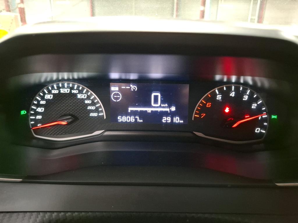 Peugeot 2008 PureTech 100 S&S BVM6 Active 2022