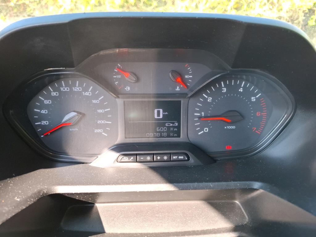 Peugeot PARTNER FOURGON STANDARD 650 KG BLUEHDI 100 S&S BVM5 PREMIUM 2020