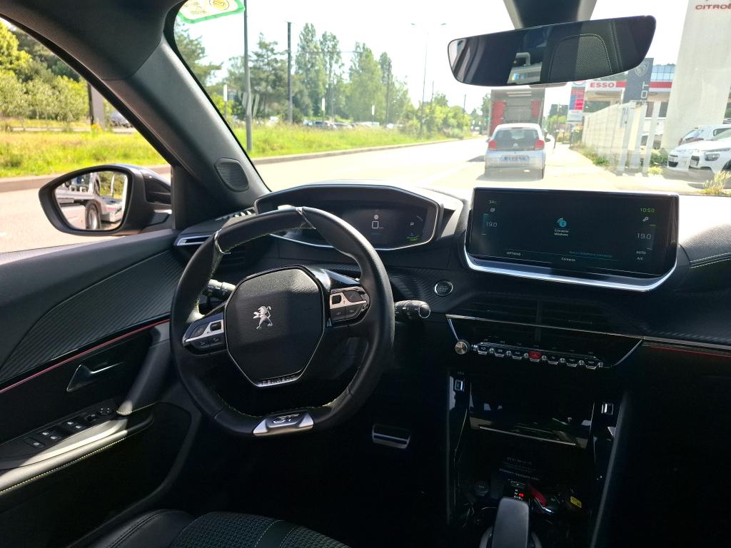 Peugeot 2008 Electrique 136 ch GT 2021