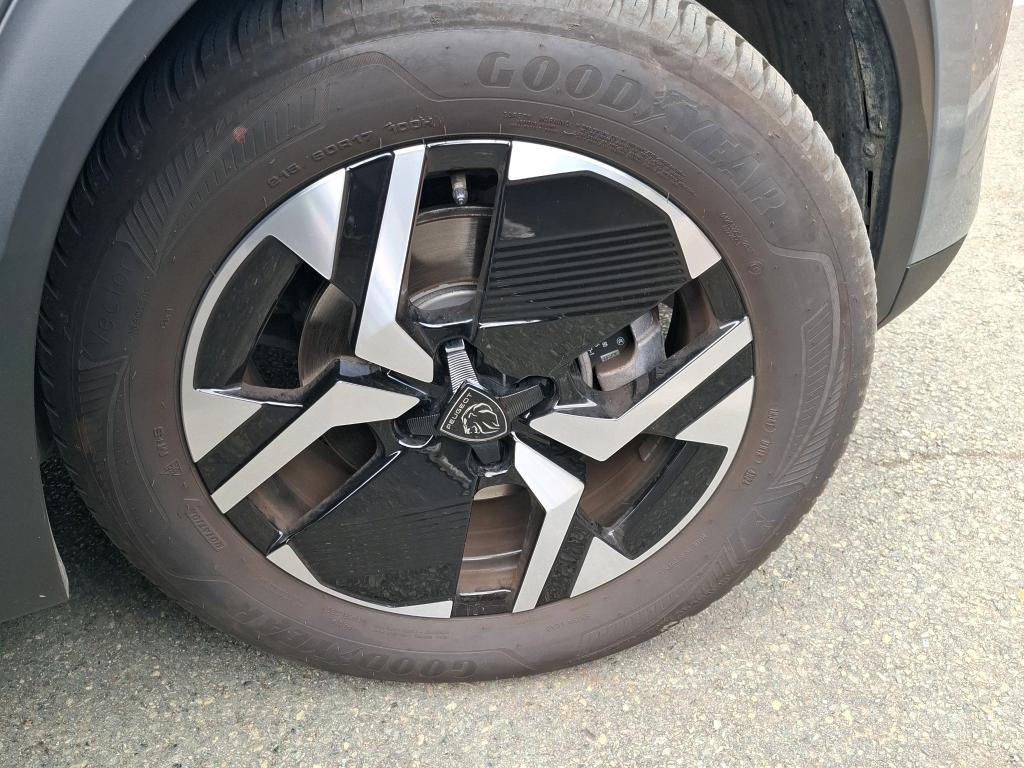 Peugeot 2008 Hybrid 145 e-DCS6 GT 2025