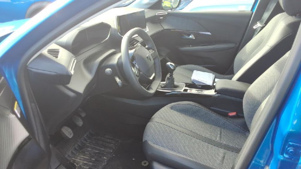 Foto Peugeot 208 4