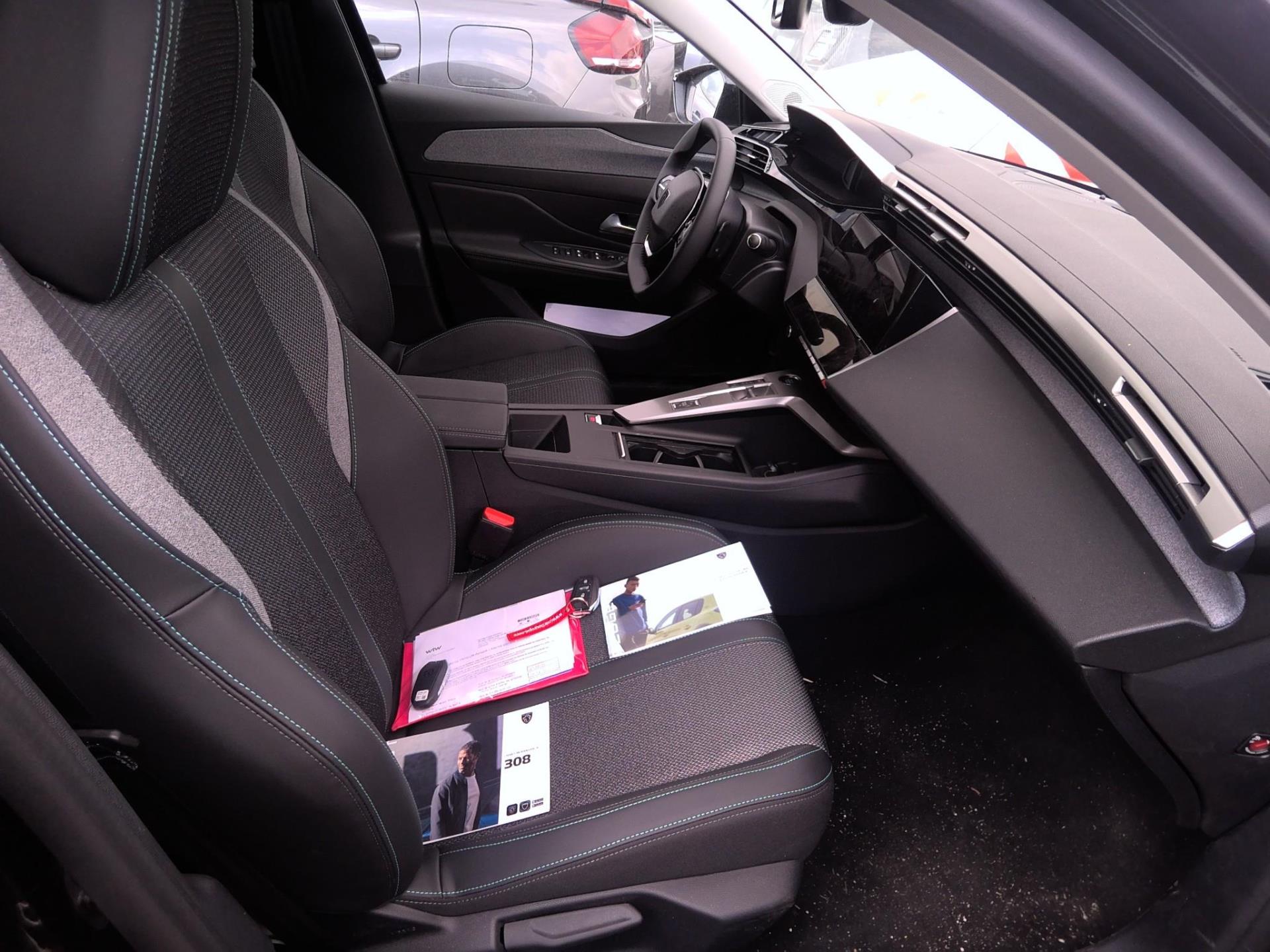 Peugeot 308 SW BlueHDi 130ch S&S EAT8 Allure 2025