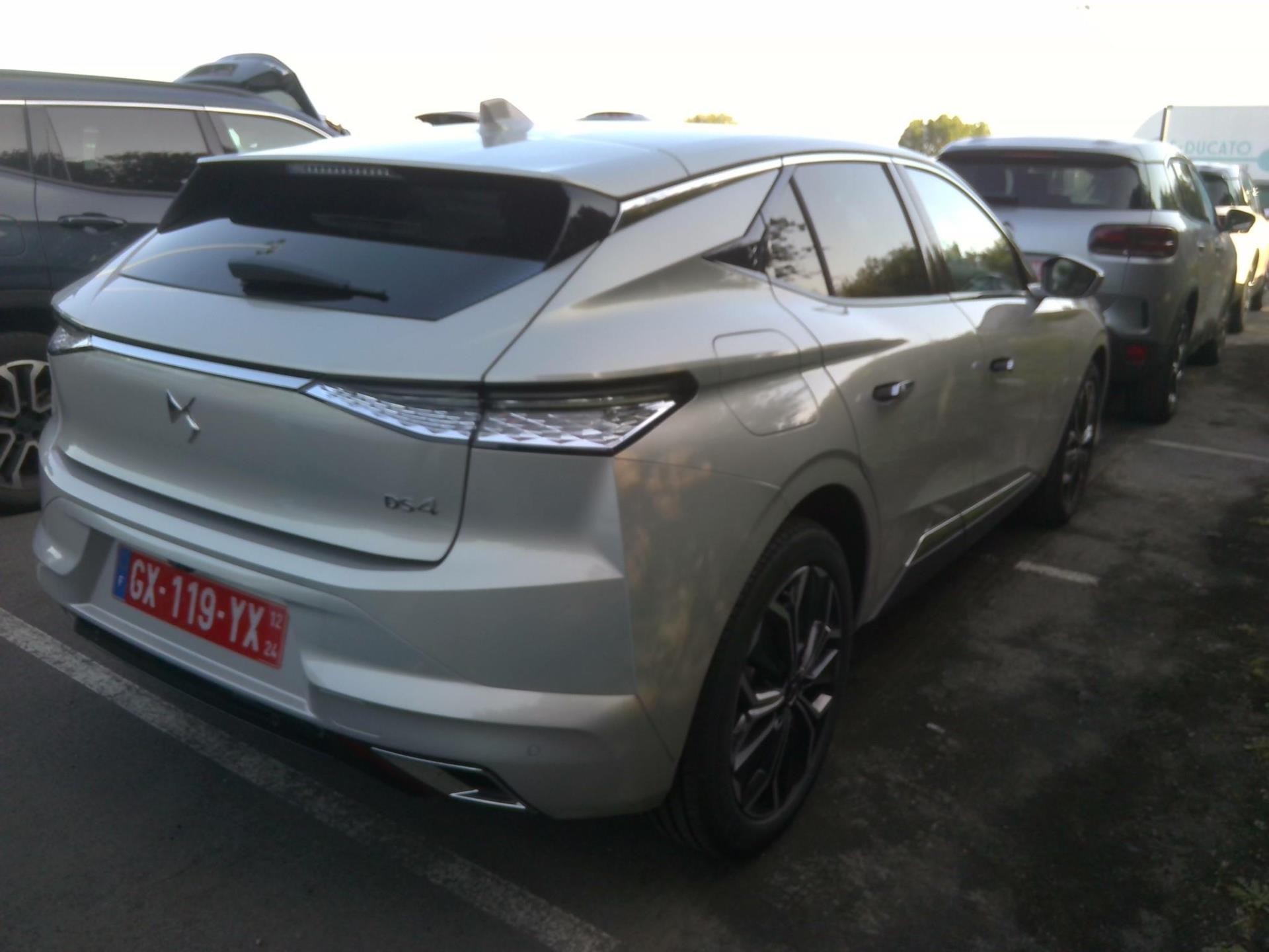 DS DS 4 BlueHDi 130 EAT8 Rivoli 2024
