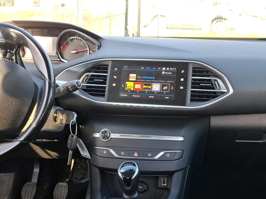 Peugeot 308 BlueHDi 100ch S&S BVM6 Active Business 2020