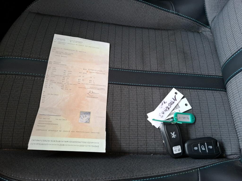 Peugeot 208 BlueHDi 100 S&S BVM6 Allure Business 2021