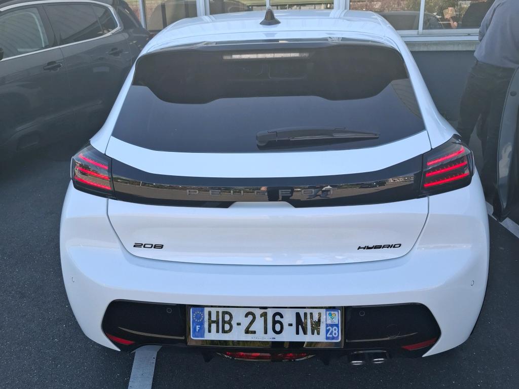 Peugeot 208 Hybrid 136 e-DCS6 GT 2025