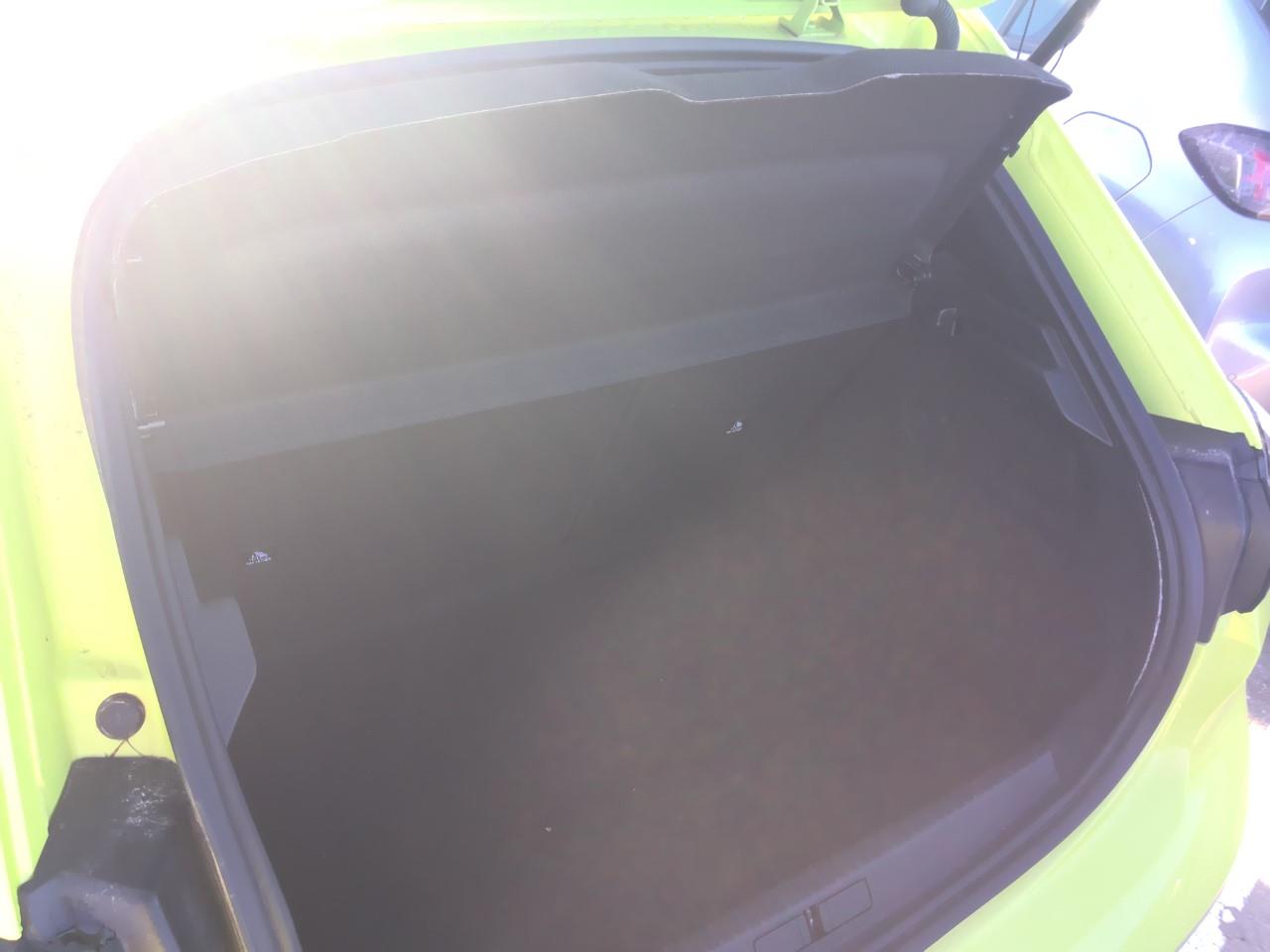 Foto Peugeot 208 9