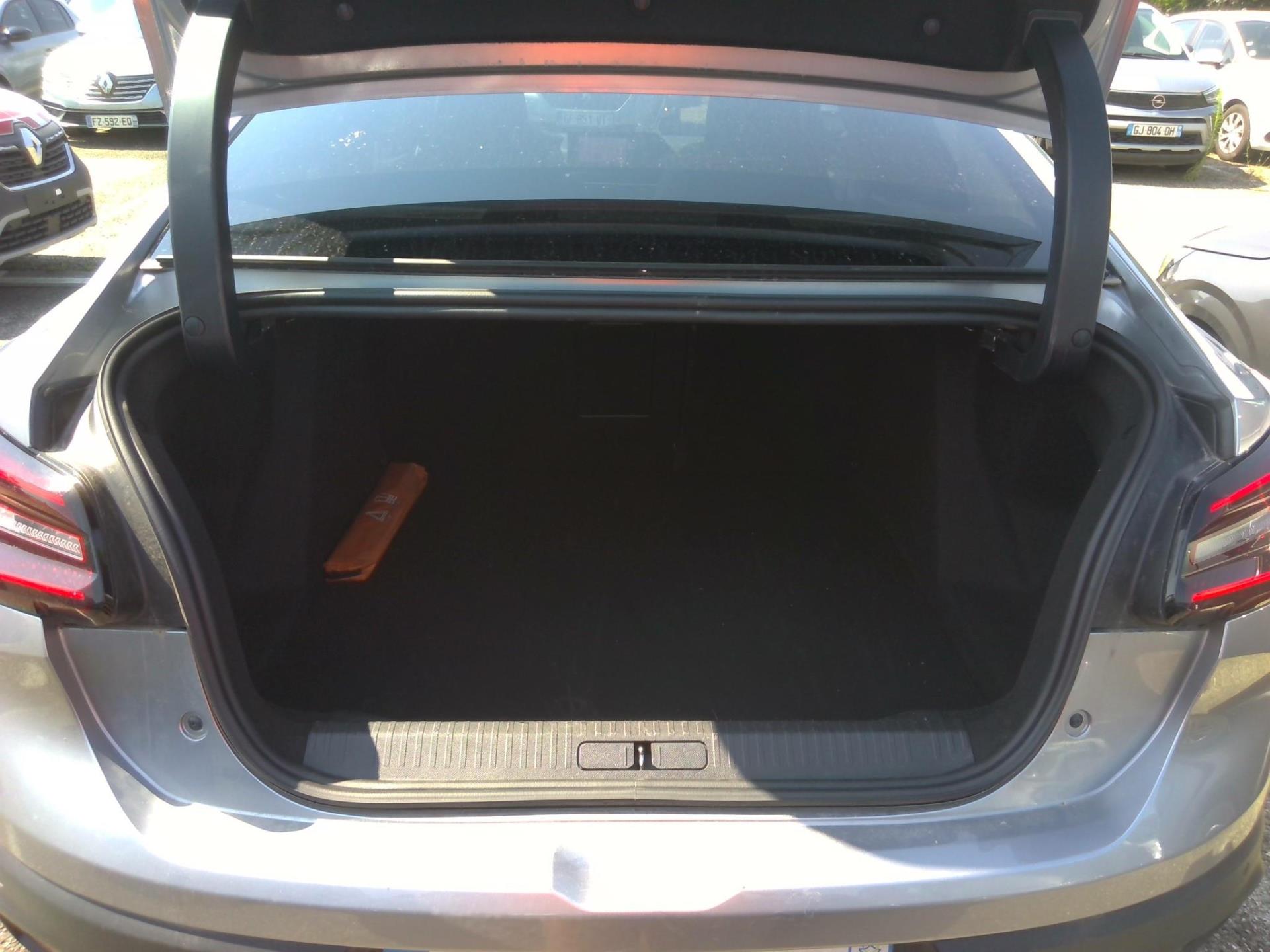 Citroen C4 X BlueHDi 130 S&S EAT8 Shine Pack 2023