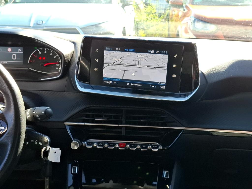 Peugeot 2008 BlueHDi 130 S&S EAT8 Allure 2021