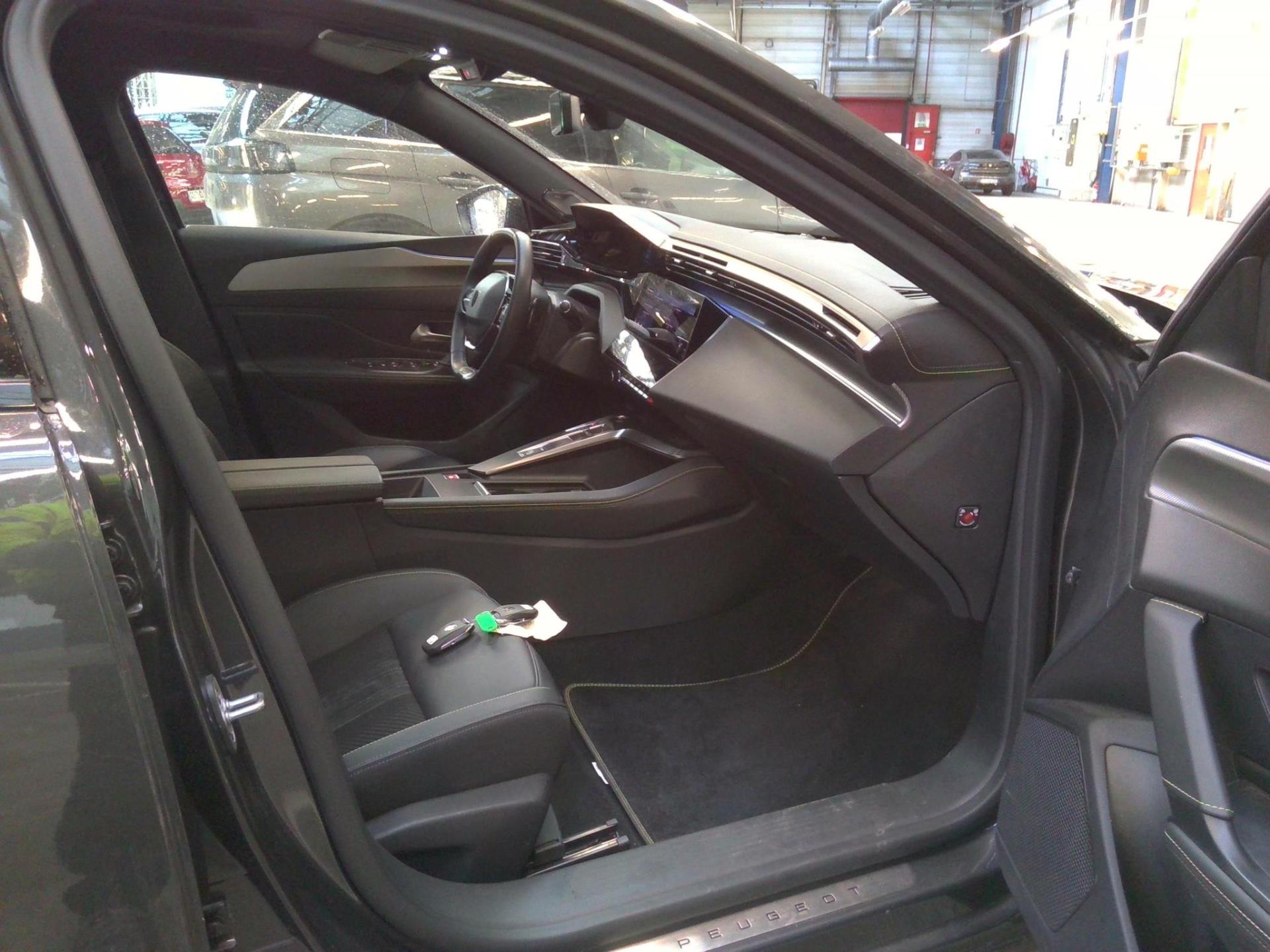 Peugeot 408 PHEV 225 e-EAT8 GT 2022