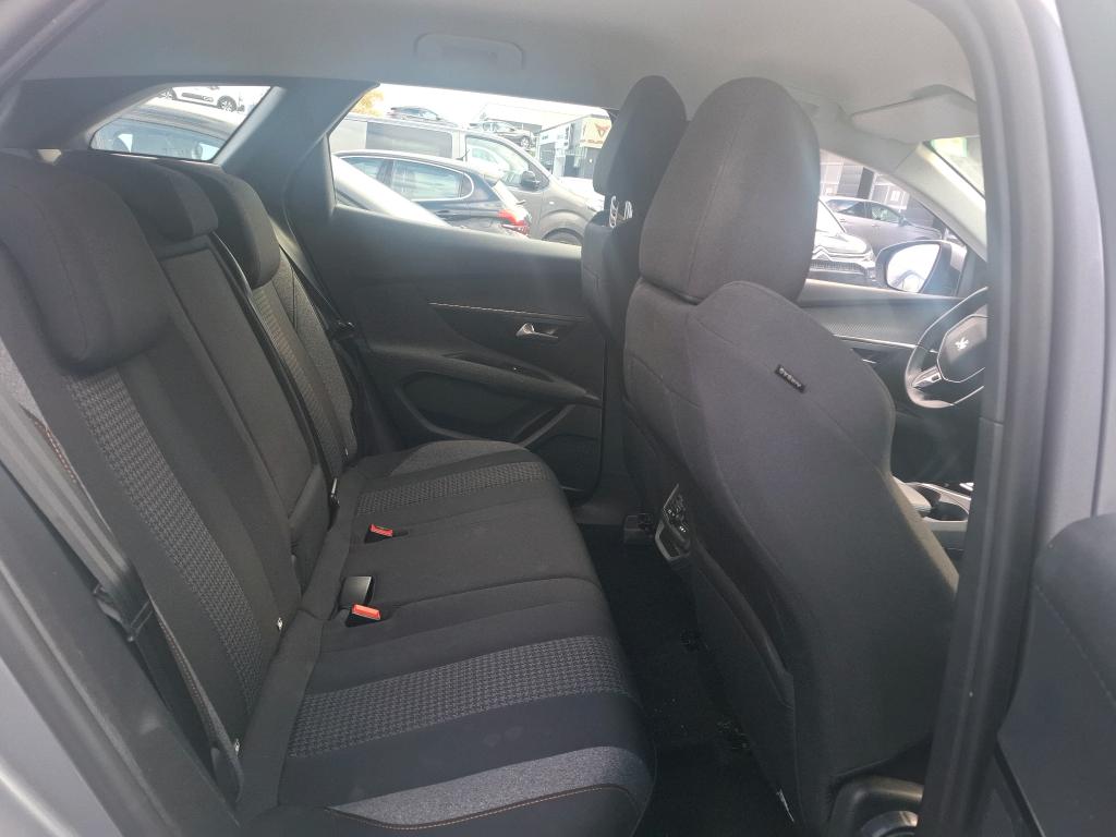 Peugeot 3008 BlueHDi 130ch S&S EAT8 Active Business 2021