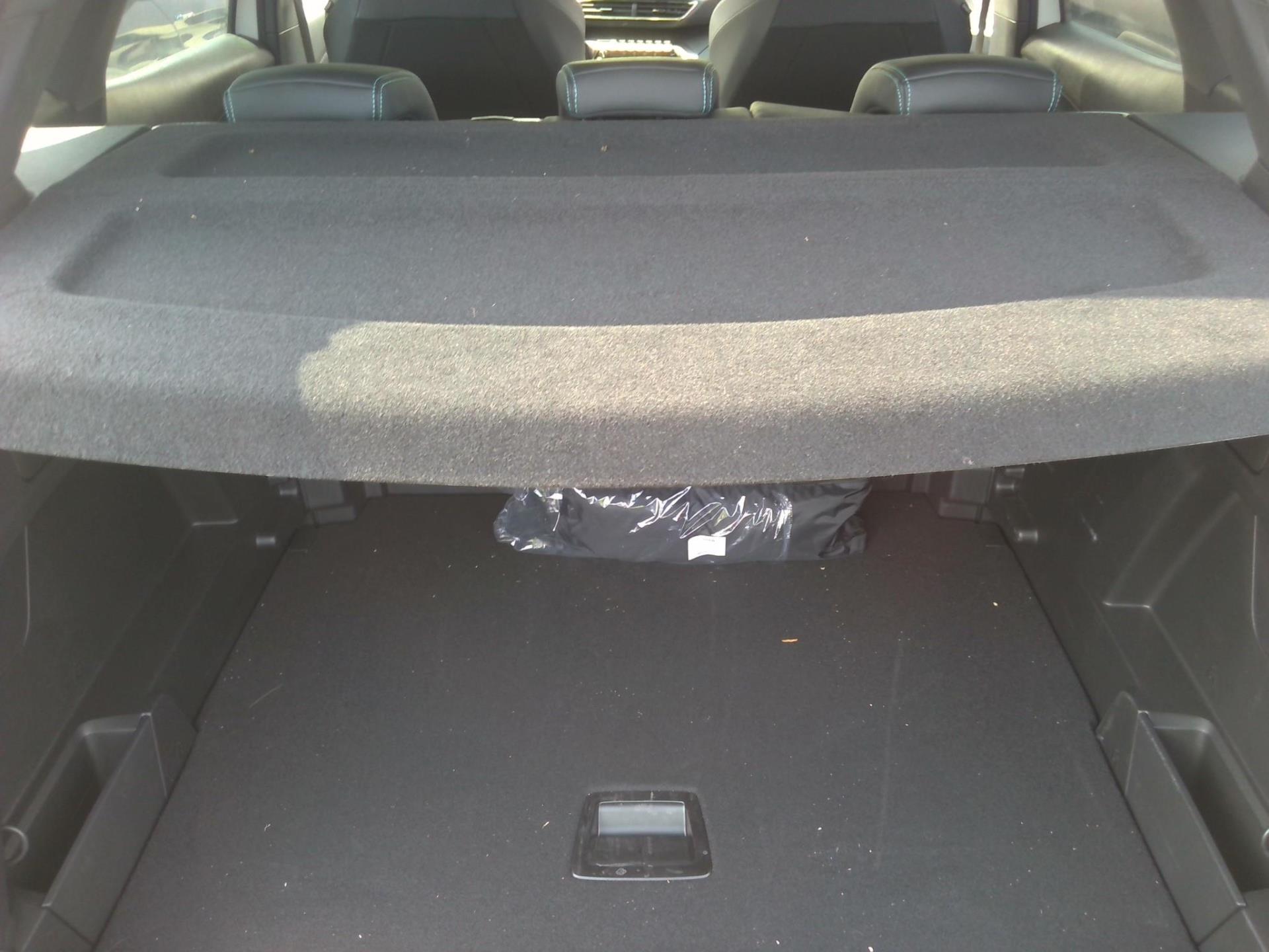 Peugeot 3008 Hybrid 136 e-DCS6 Allure Pack 2024