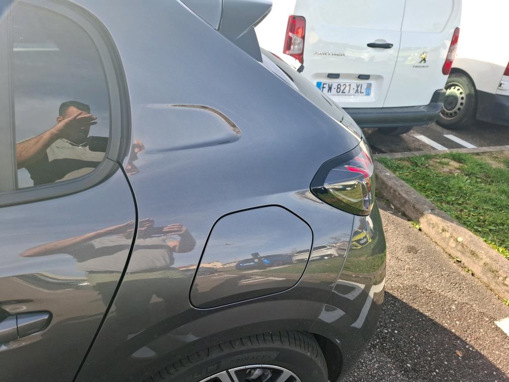 Peugeot 208 PureTech 100 S&S BVM6 Allure 2022