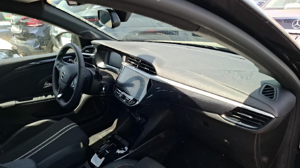 Foto Opel Corsa 16