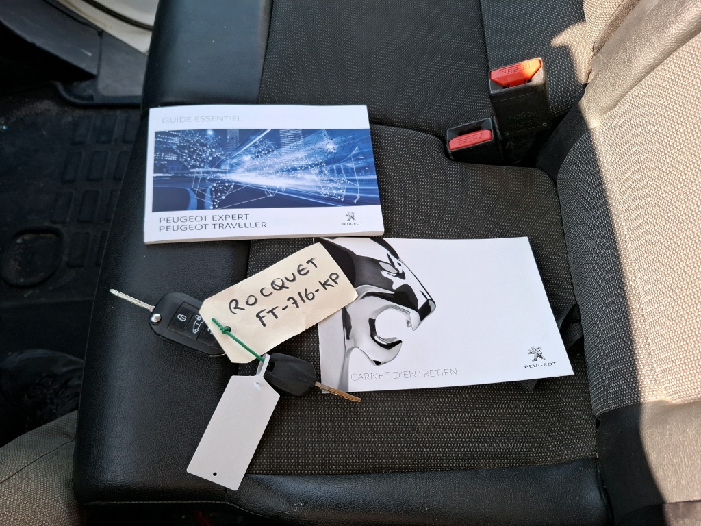 Peugeot EXPERT FGN TOLE STANDARD 2.0 BLUEHDI 120 S&S BVM6 ASPHALT 2020