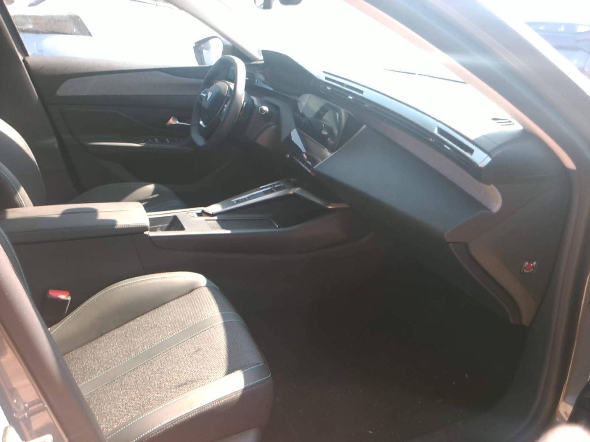 Peugeot 308 BlueHDi 130ch S&S EAT8 Allure 2025