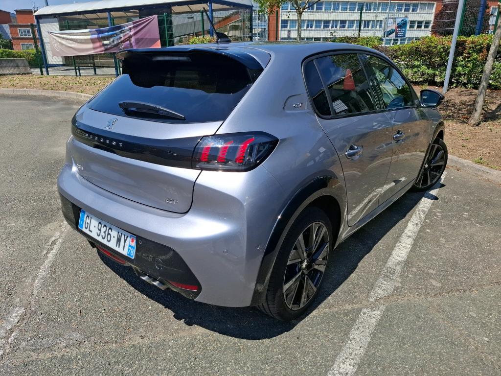 Peugeot 208 PureTech 130 S&S EAT8 GT 2023