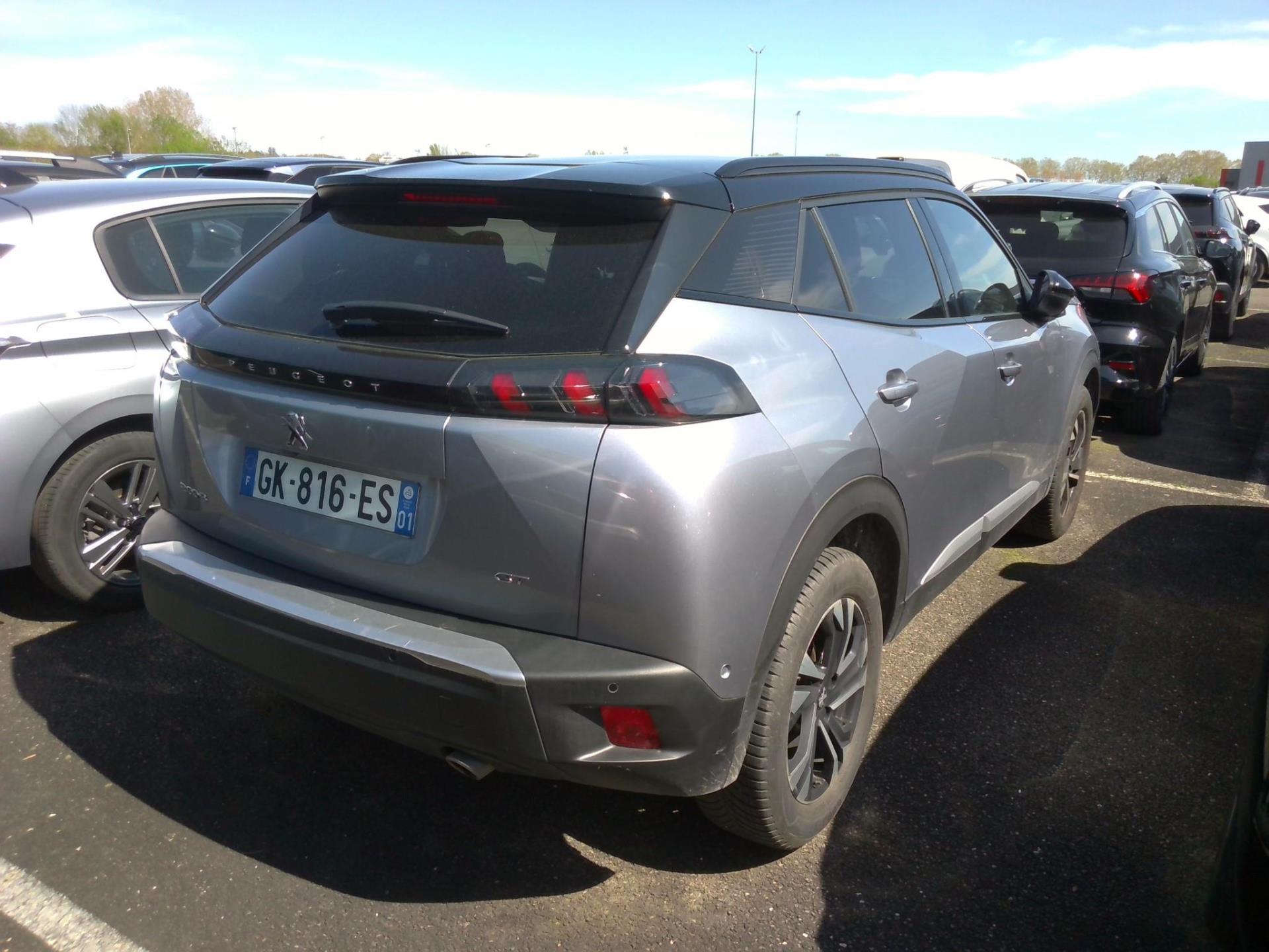 Peugeot 2008 BlueHDi 130 S&S EAT8 GT 2022