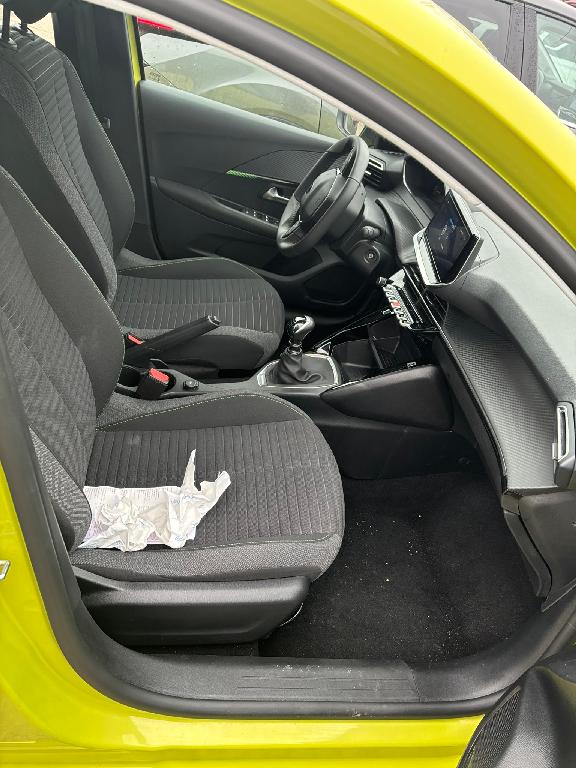 Foto Peugeot 208 22