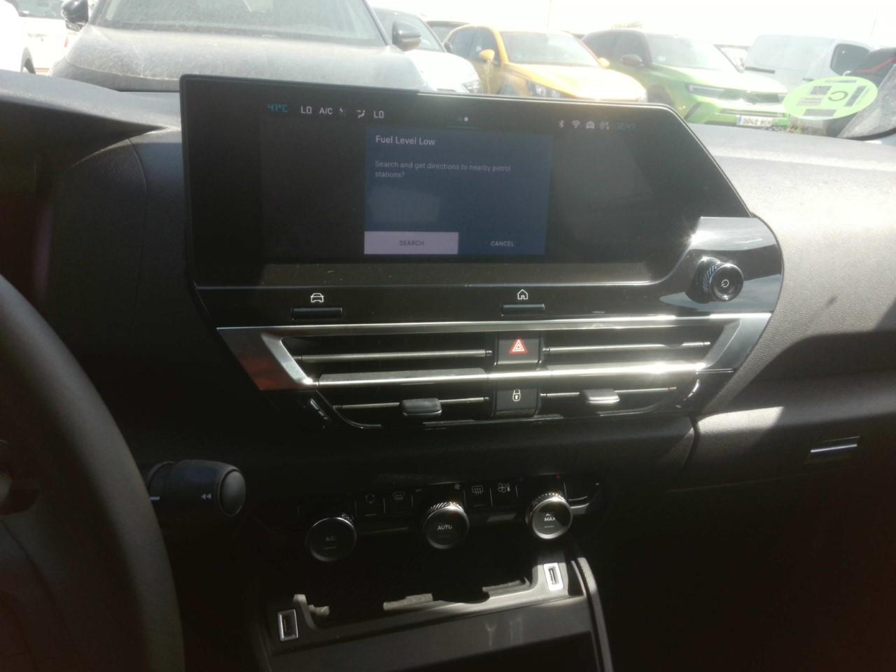 Foto Citroën C4 X 6