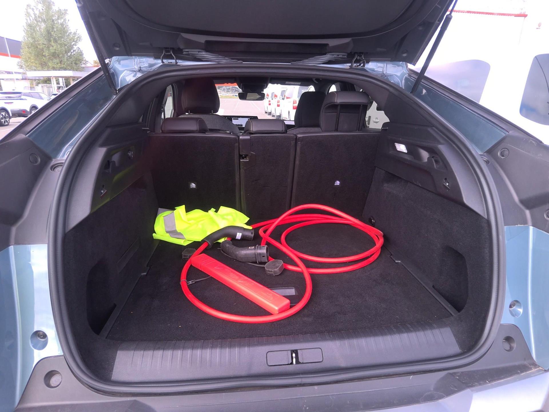 Peugeot 3008 Electrique 210 ch 73 kWh Allure 2025