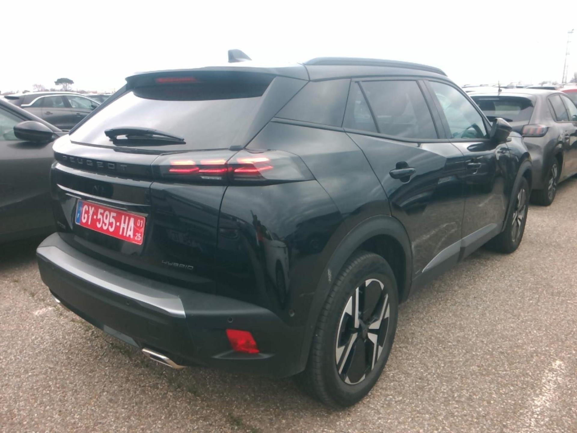 Peugeot 2008 Hybrid 136 e-DCS6 Allure 2024
