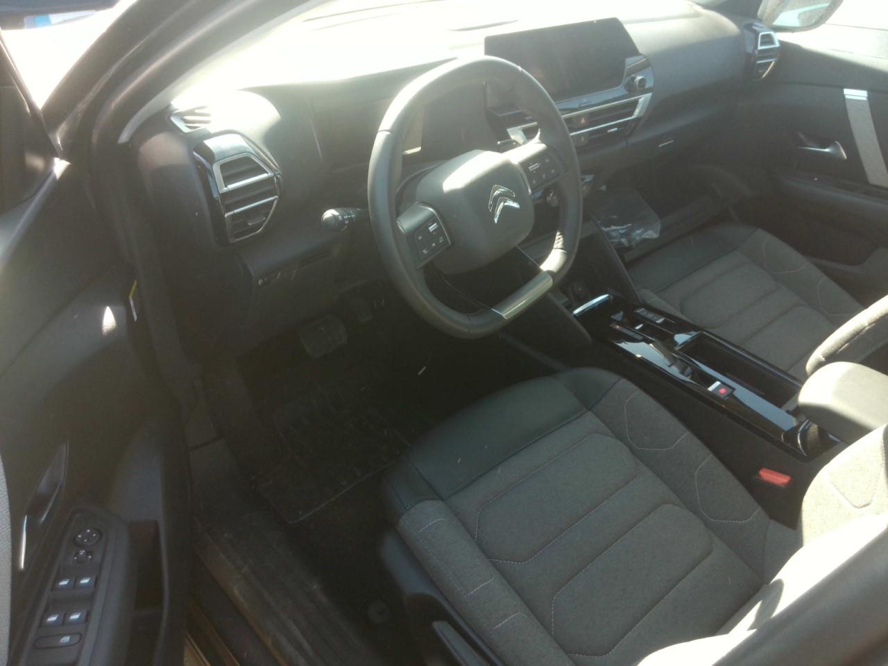 Foto Citroën C4 X 3